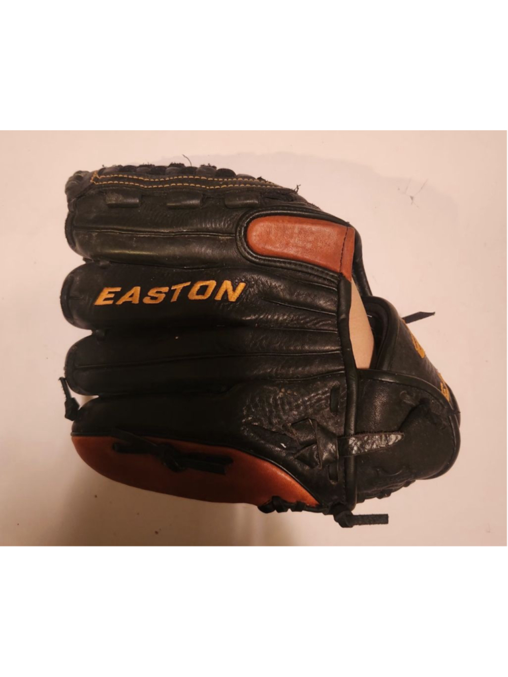 Easton Rival RVB1200 Baseball Glove 12" RHT Steer Hide Leather Infield/Pitcher